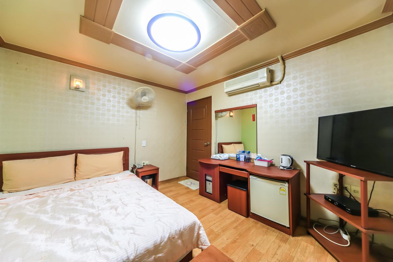 Nampo One Motel Busan Buitenkant foto