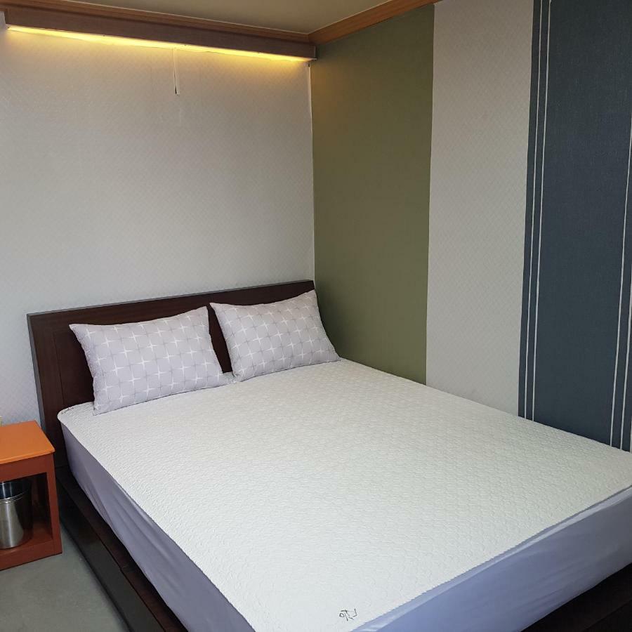 Nampo One Motel Busan Buitenkant foto