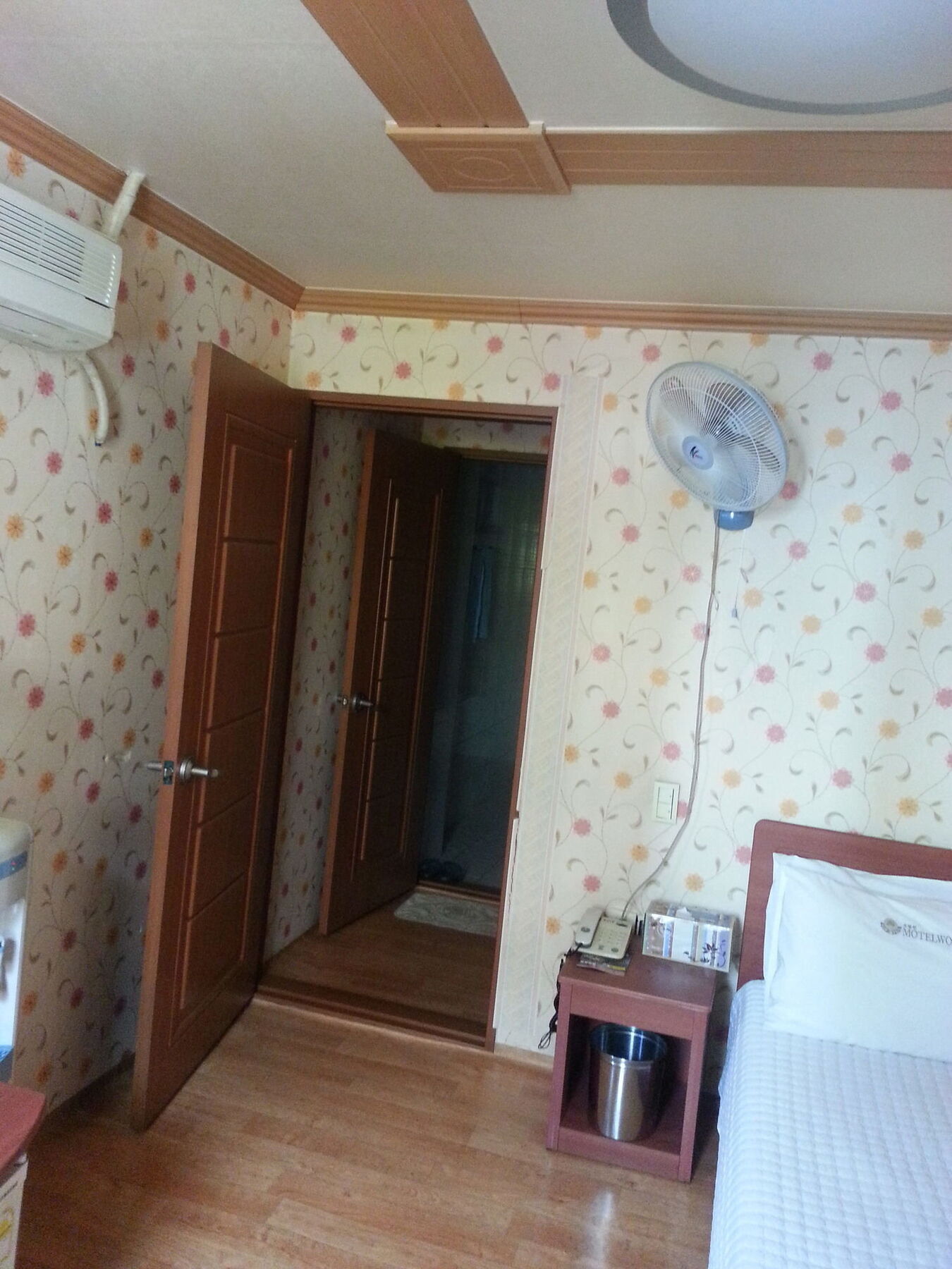 Nampo One Motel Busan Buitenkant foto